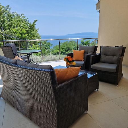 Magnolia Appartement Opatija Buitenkant foto