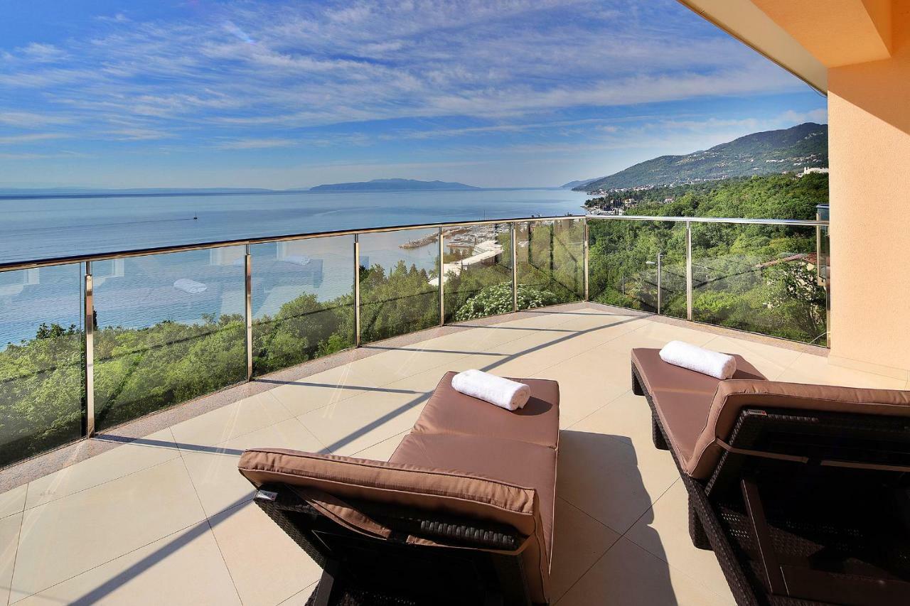 Magnolia Appartement Opatija Buitenkant foto