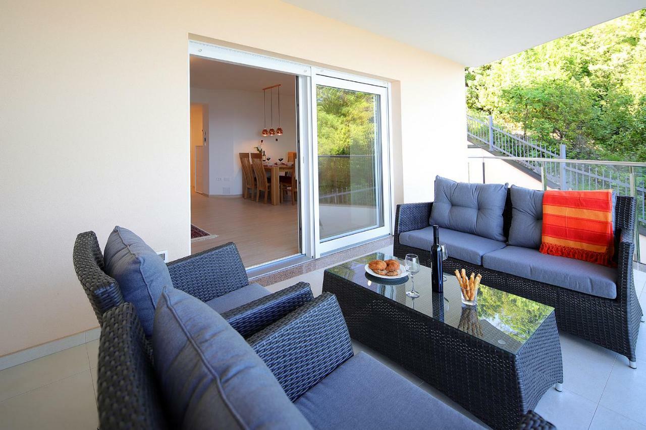 Magnolia Appartement Opatija Buitenkant foto